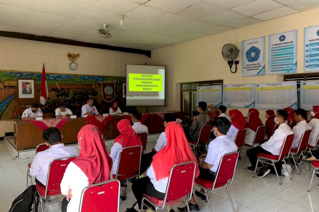 Sosialisai dan Pelatihan terhadap Perangkat Desa terpilih di 12 Desa di Kecamatan Karanganom
